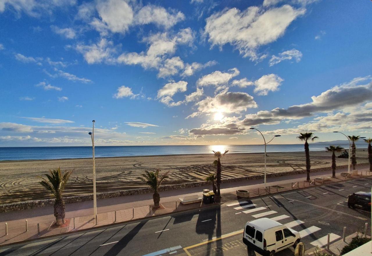 Magnifique Vue Mer Avec Une Chambre - Nouria 55 - Canet-en-Roussillon Kültér fotó